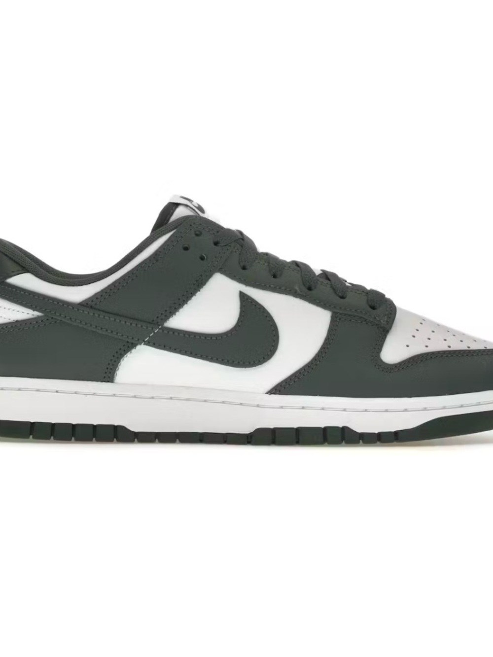 Nike Dunk Low Vintage Green size 10